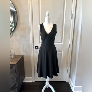 Lulu’s black dress size small. Fully lined with full zipper on the back.